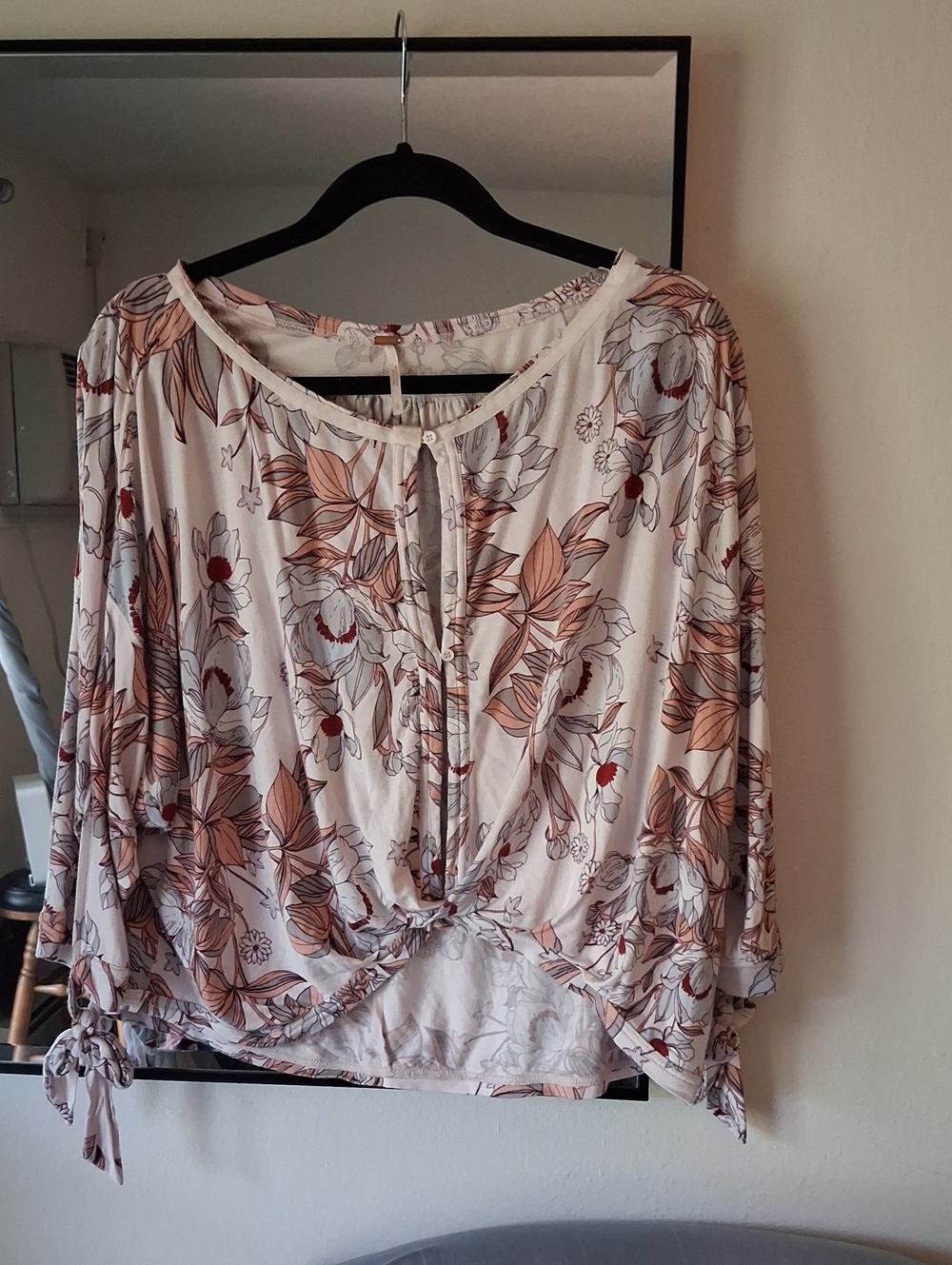 Free People Tie-Front Blouse in Light Pink Small